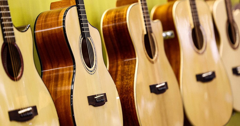 Smiger Electronic Guitars with diffrent shapes and color