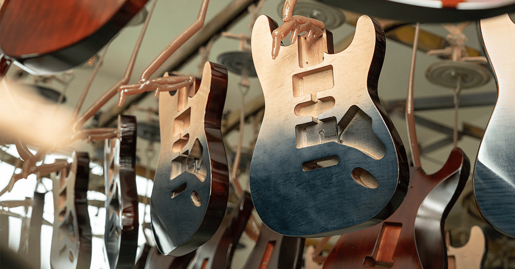 Menufecturing Guitar